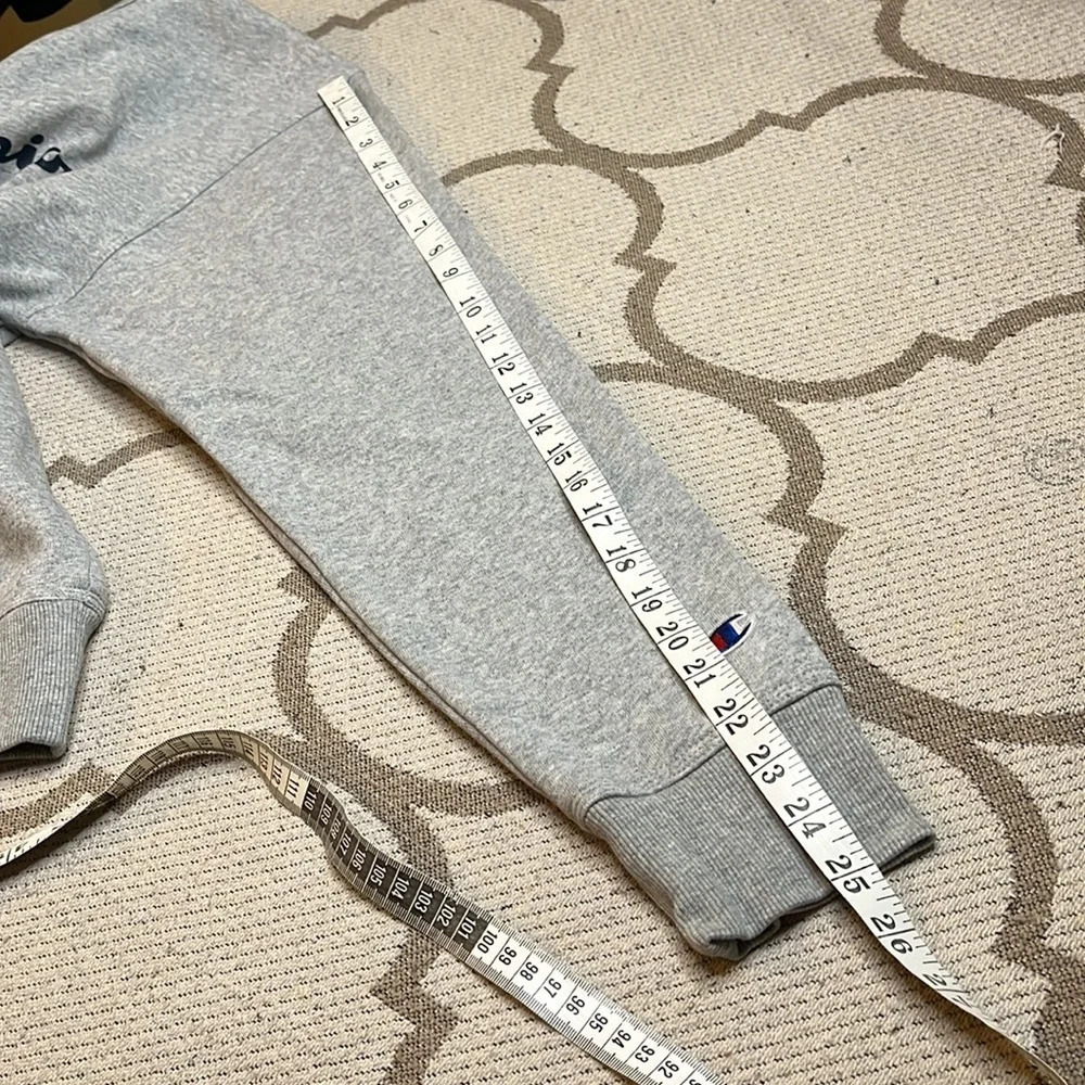 Champion men’s gray logo sweatshirt - Picture 7 of 9